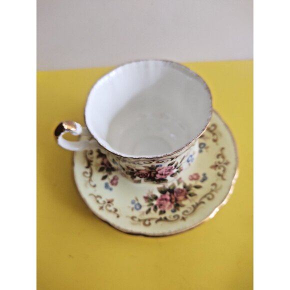 VINTAGE Paragon Bone China Cup & Saucer Set Antique Series Tapestry Rose 1950's - Picture 7 of 12